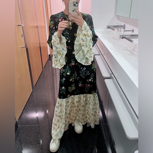 Queens of Archive Minnie Two Tone Tiered Floral Ruffle Sleeve Maxi Dress Size M - Picture 2 of 12